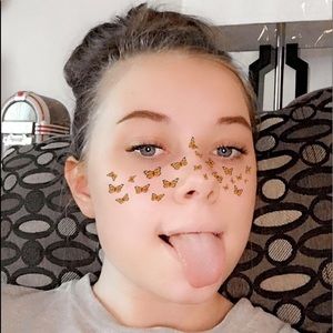 Meet your Posher, Jade